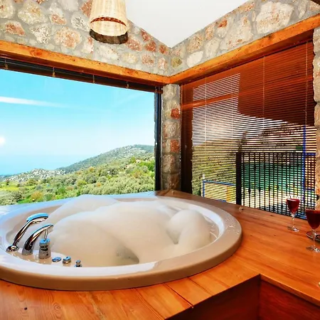 2 Bedroom Private Located In Oludeniz
